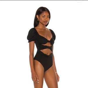 NWT Agua Bendita Oria Dust One Piece Swimsuit Puff Sleeve in Black
